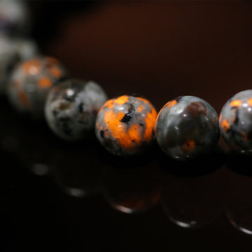 A volcanic stone bead string